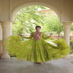 Women's Bandhani Print Kutchi Patchwork Georgette Gown